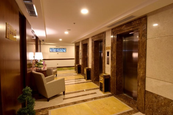 Zaha Al Munawara Hotel image 21